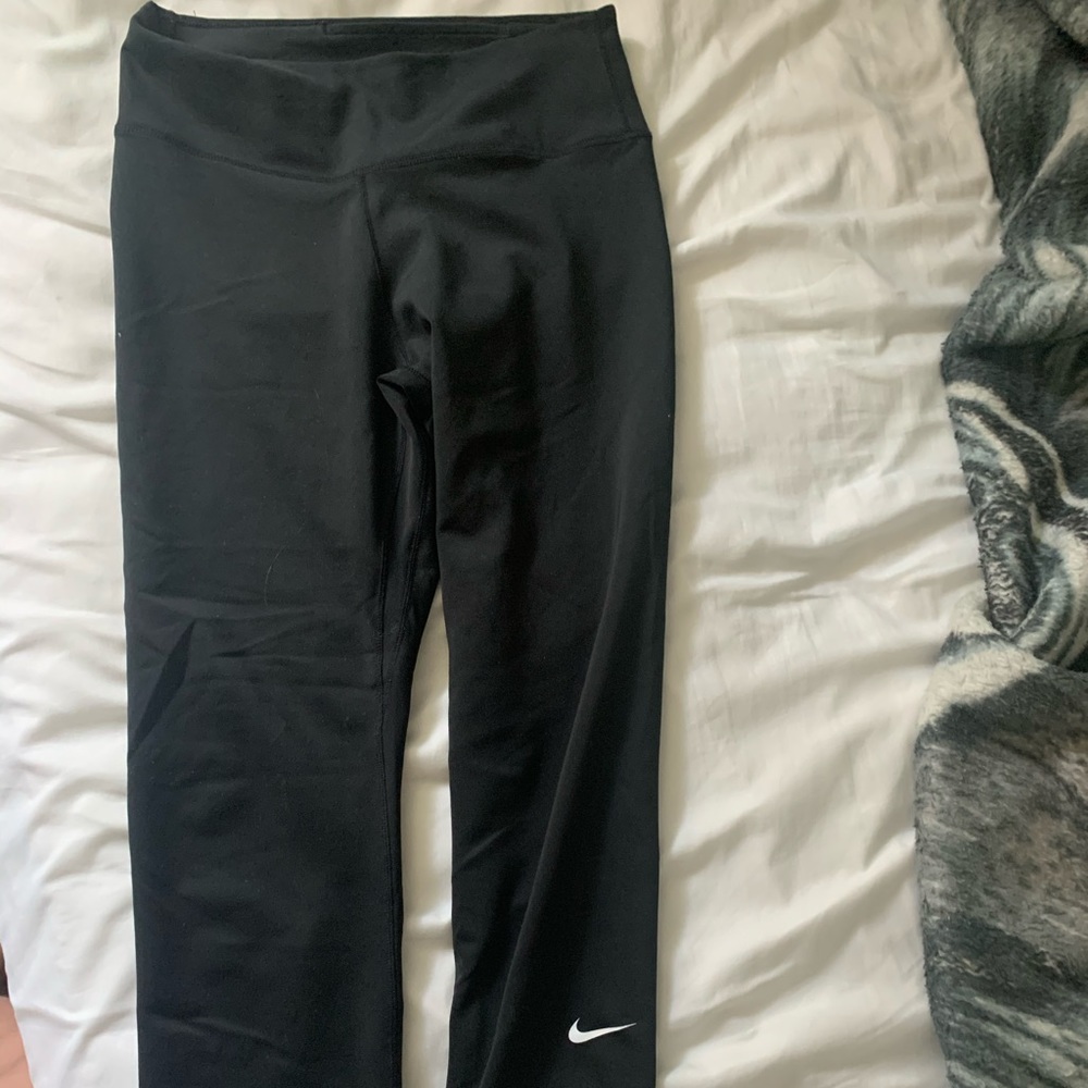 Nike cropped leggings